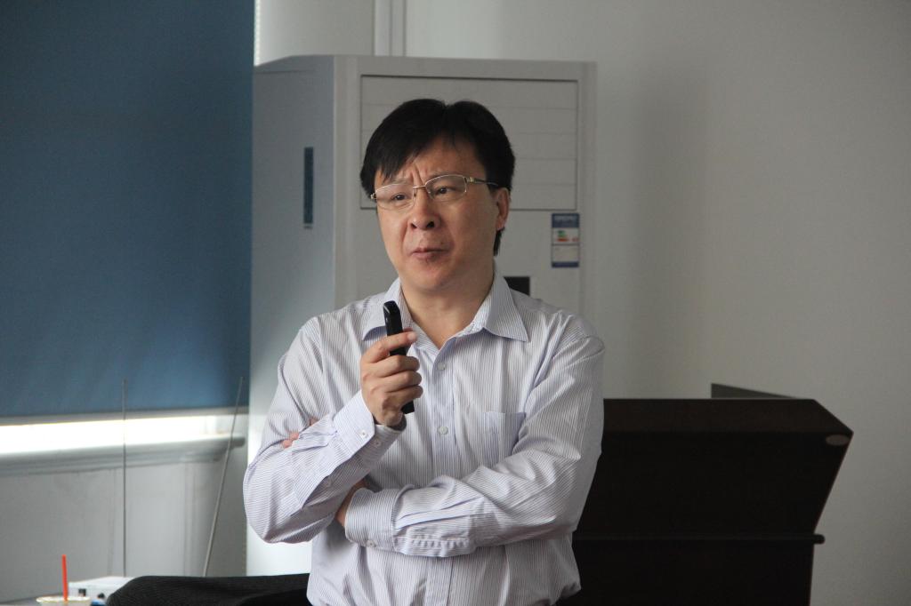 李红教授与运科研究生座谈交流-运动健康学院